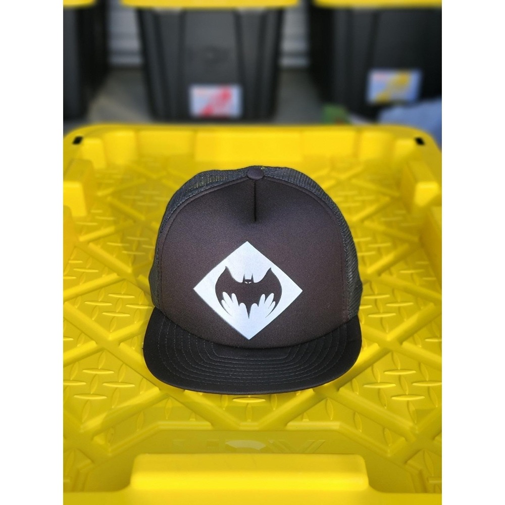 Vintage DC Comics BATMAN (Adjustable Snap Back) Mesh Cap